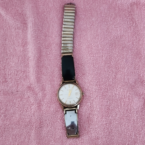 1967 Bulova Self Winding Vintage Watch - For Parts or Repair - Picture 8 of 9